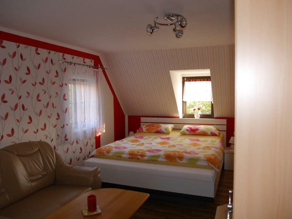 Hesse Am Wachberg Apartment *